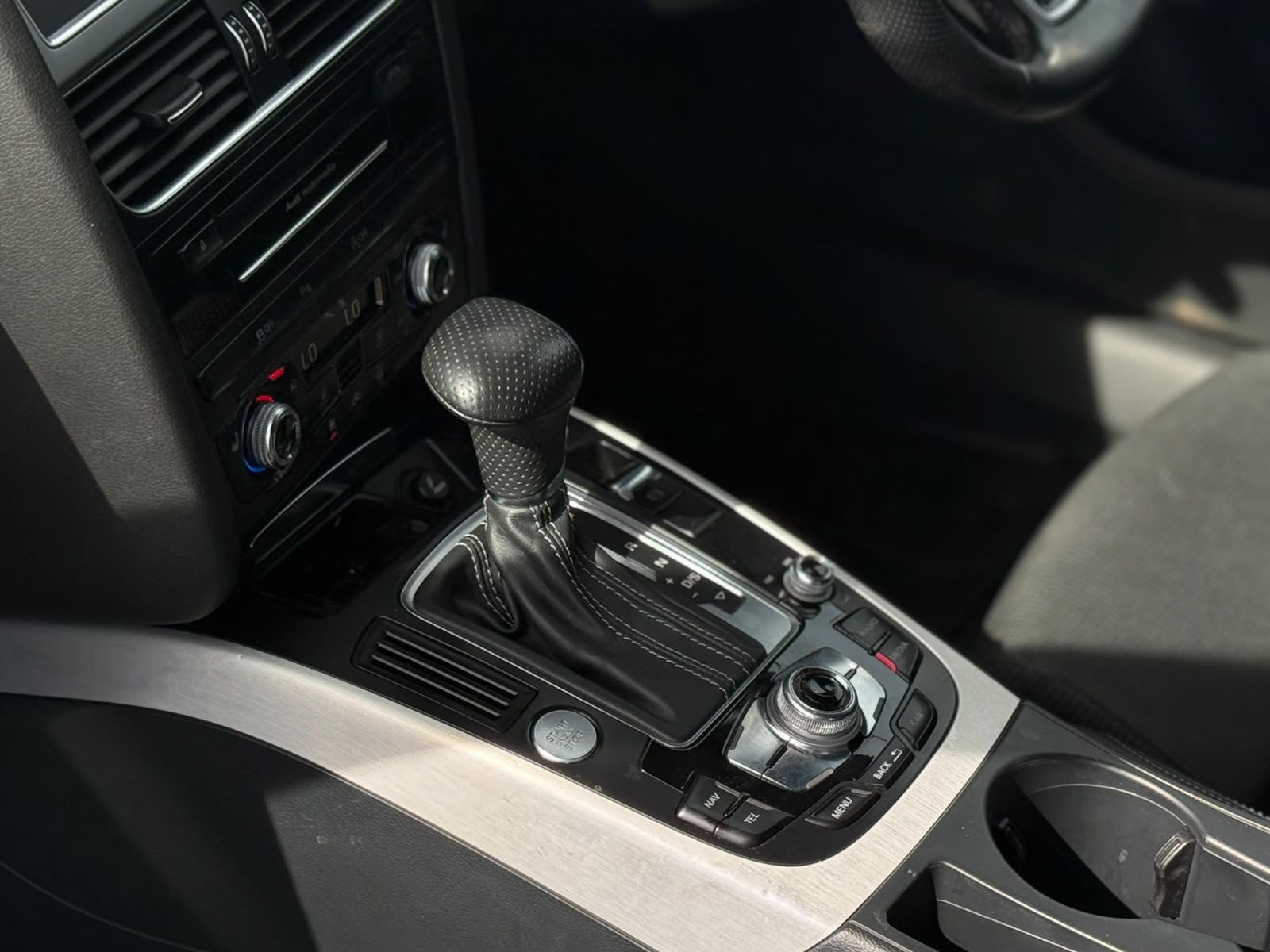 2014 Audi A4 thumbnail 19