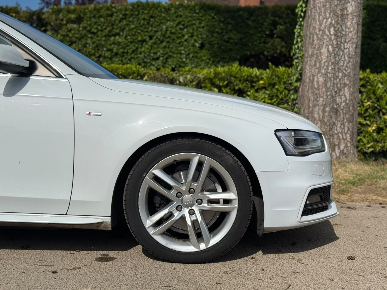 2014 Audi A4 thumbnail 9