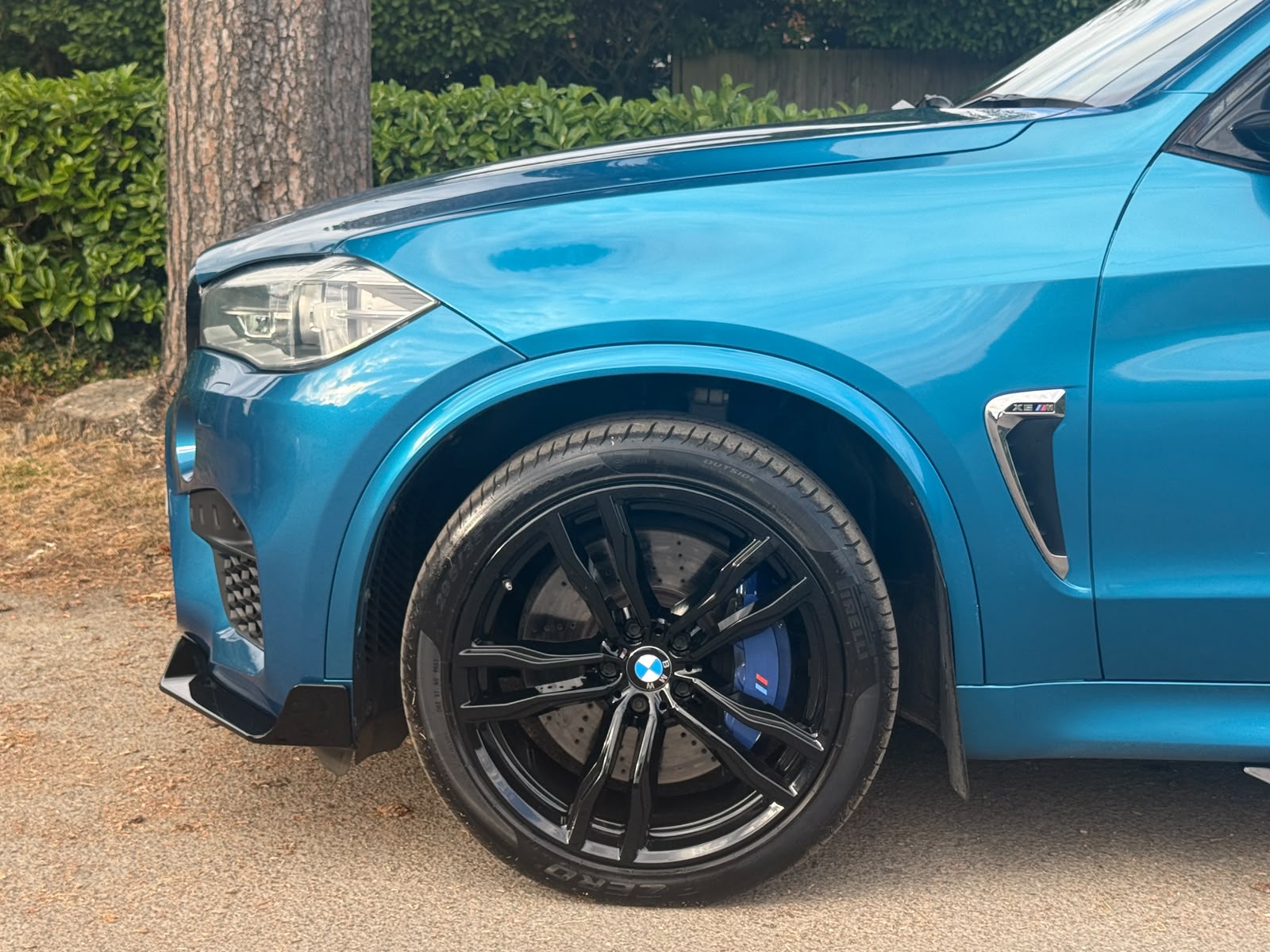 2015 BMW X5 M thumbnail 3