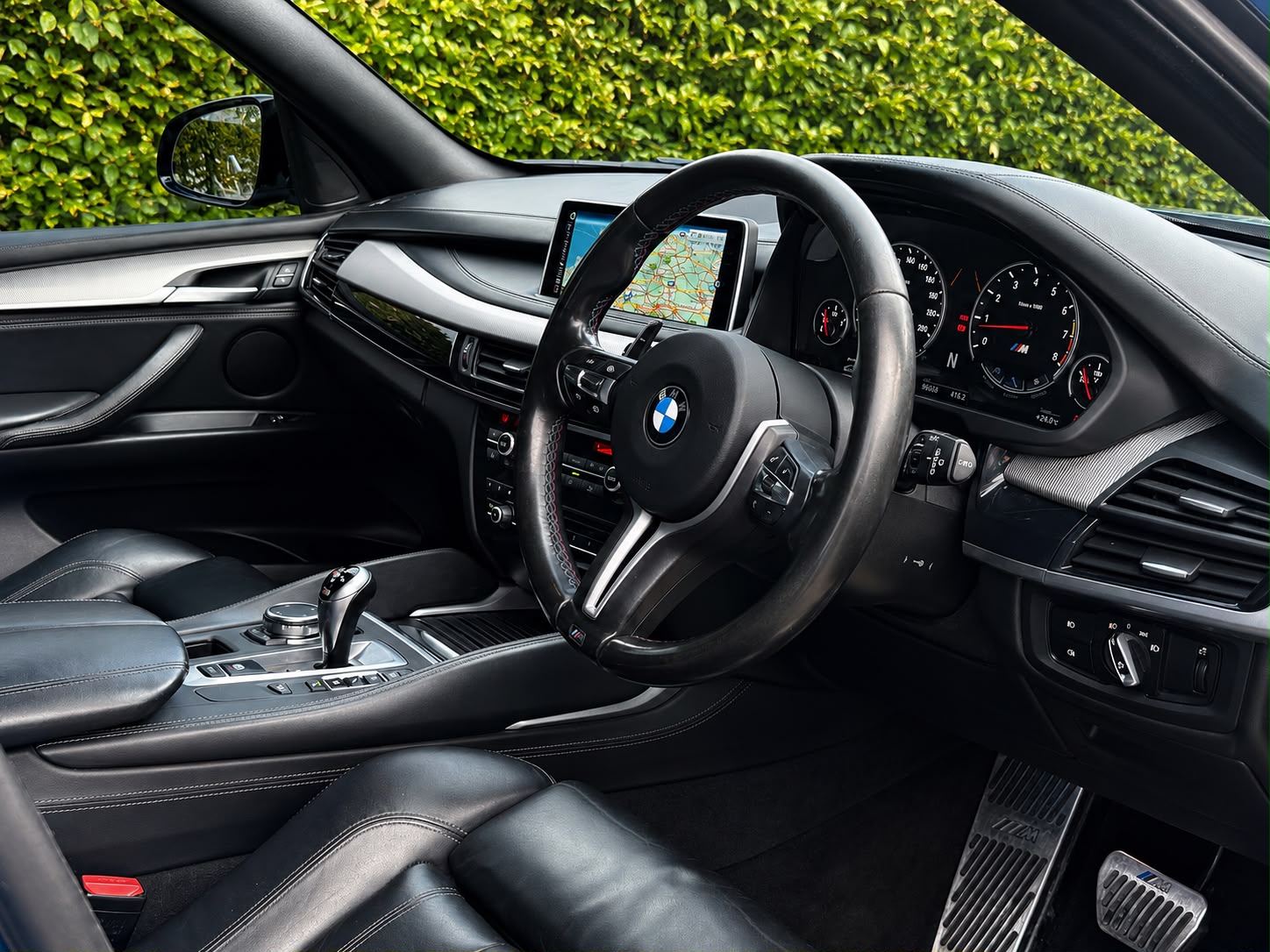 2015 BMW X5 M thumbnail 17