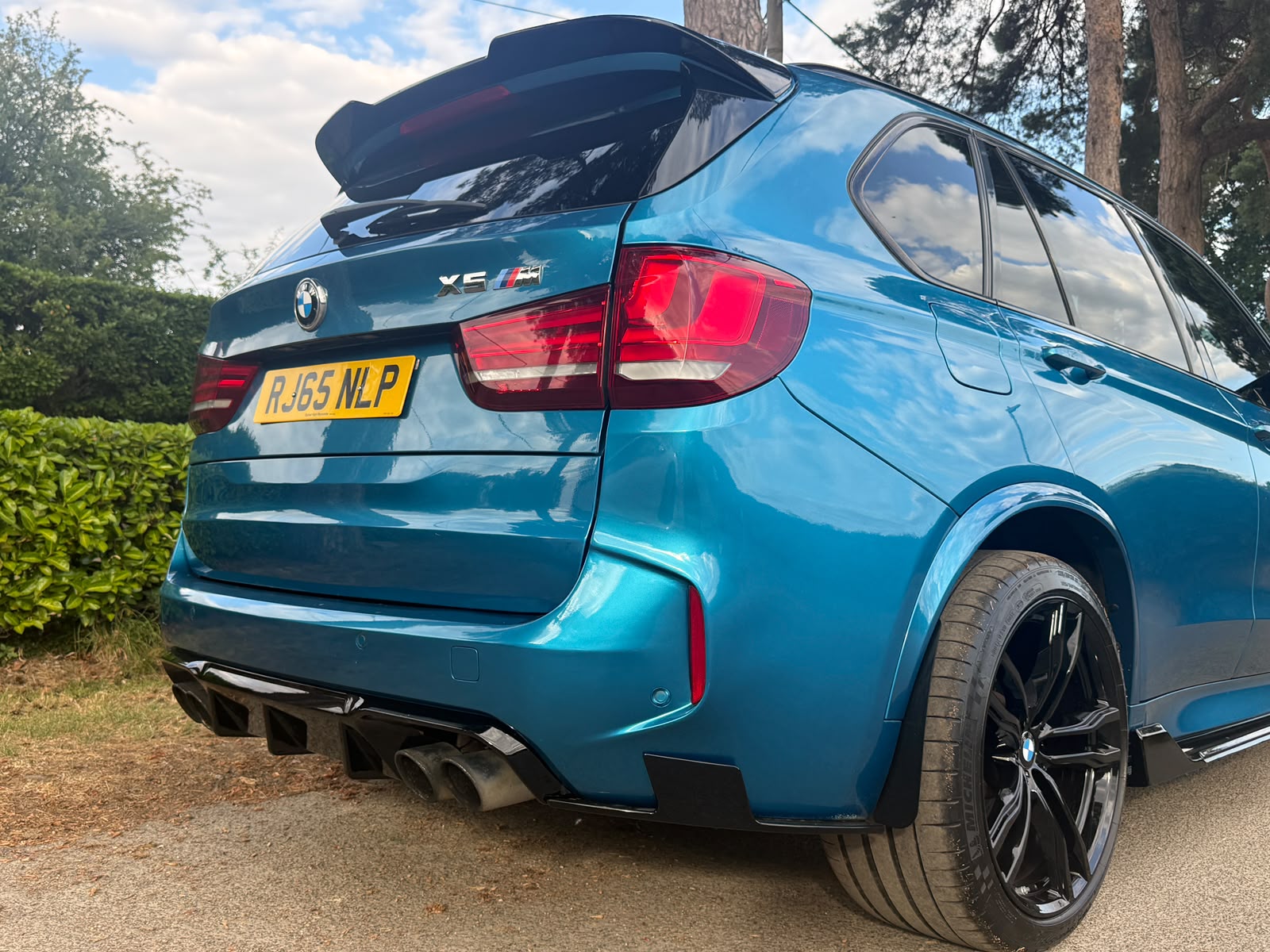 2015 BMW X5 M thumbnail 19