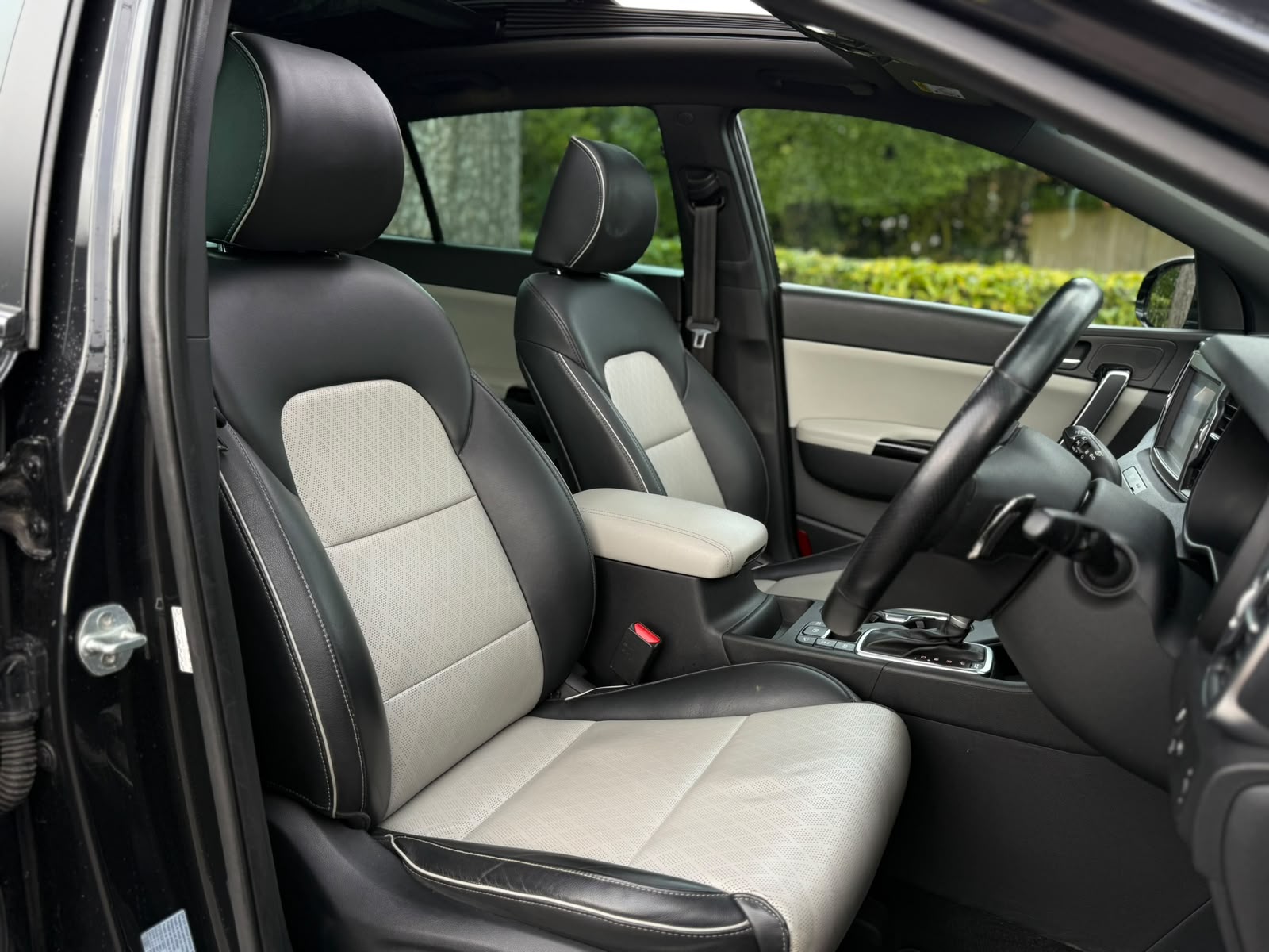 2017 Kia Sportage thumbnail 8